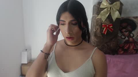 Ariana Forero ---- independet model online show from January 2025 05:35:01 PM