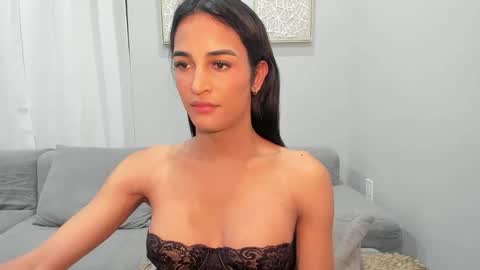 Snapshot of ariia1_ chatting on December 2025 07:13:02 AM Aria online show from December 2025 07:13:02 AM