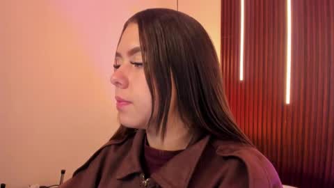  Arianna  online show from May 2026 01:06:01 PM