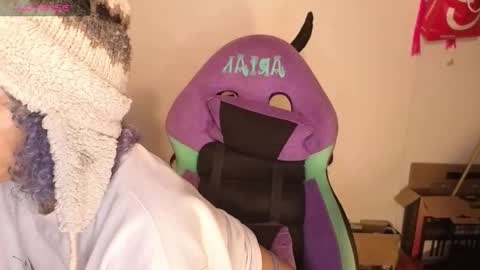 Snapshot of arikatorres chatting on February 2026 02:04:02 AM Arin online show from February 2026 02:04:02 AM