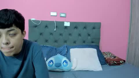 Snapshot of ariloe_quintero chatting on March 2026 01:40:02 PM Aria Cholee online show from March 2026 01:40:02 PM