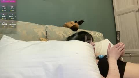 Snapshot of arina_rose chatting on February 2025 09:31:01 PM Arinka online show from February 2025 09:31:01 PM