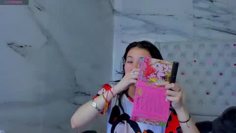 arisha_lee2 online show from June 2026 01:26:02 AM