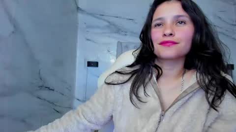 arisha_lee2 online show from July 2026 03:23:01 AM