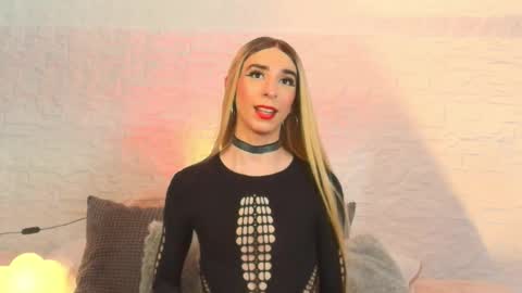 Snapshot of arivega chatting on May 2026 02:50:02 AM Nice to meet you thumb up me please its important I LOOK MY BIO DOWN online show from May 2026 02:50:02 AM