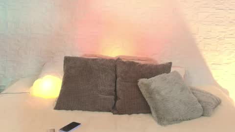 Snapshot of arivega chatting on May 2026 10:31:01 AM Nice to meet you thumb up me please its important I LOOK MY BIO DOWN online show from May 2026 10:31:01 AM