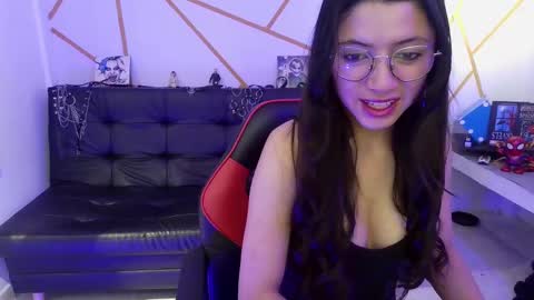 arizbeth_johansson online show from September 2025 01:01:01 PM