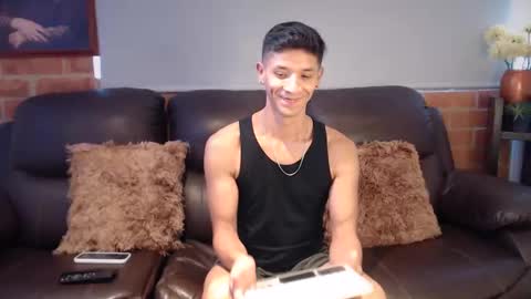 Snapshot of arlen_lexxx chatting on October 2025 12:50:01 PM arlen_lexxx online show from October 2025 12:50:01 PM