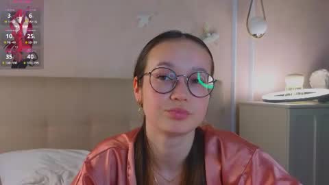 Snapshot of arlengross chatting on July 2026 10:19:02 PM Bella3 online show from July 2026 10:19:02 PM