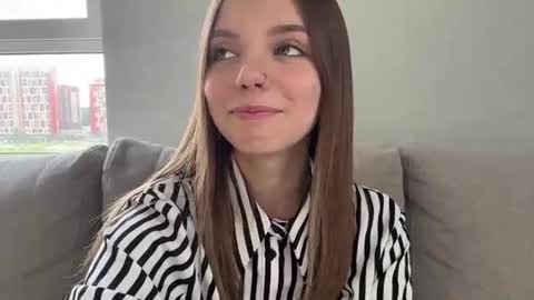 Lisa online show from July 2026 01:09:02 PM
