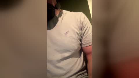 Snapshot of armandoueeal chatting on March 2026 12:00:02 AM armandoueeal online show from March 2026 12:00:02 AM