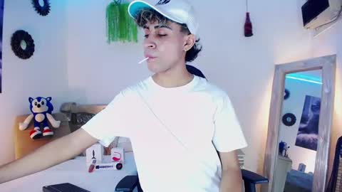 Snapshot of armondx_parkr chatting on February 2025 04:54:02 PM armond online show from February 2025 04:54:02 PM