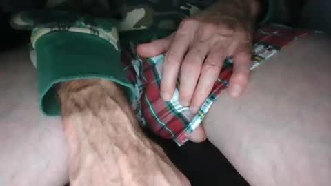 Snapshot of armystudd22 chatting on December 2025 08:21:01 AM Armystudd22 online show from December 2025 08:21:01 AM