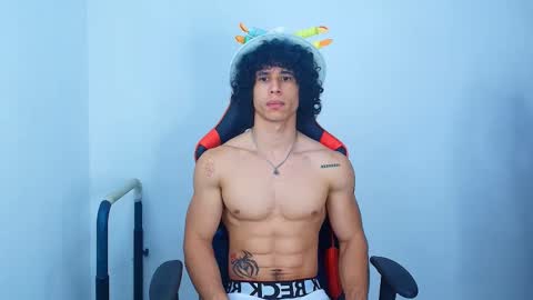 arnold black online show from September 2025 12:29:01 PM