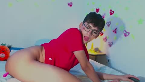 Snapshot of arnold_laurent chatting on February 2025 10:14:02 PM Arnold online show from February 2025 10:14:02 PM