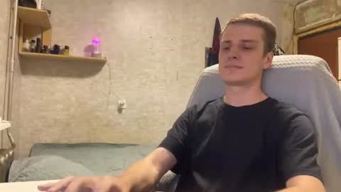 arnolngang online show from June 2026 06:25:02 PM