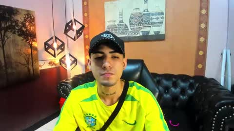 Snapshot of aromercury chatting on November 2025 05:19:01 PM ARON online show from November 2025 05:19:01 PM