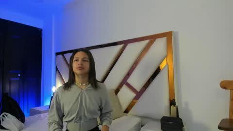 Aron cruz  online show from May 2026 12:55:02 PM
