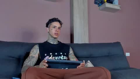 Aron ford online show from January 2026 01:09:02 AM