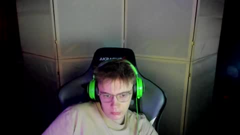 biggest penis  online show from February 2025 05:33:01 PM