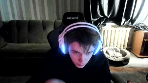 Snapshot of aron_neall chatting on January 2026 07:44:01 AM biggest penis online show from January 2026 07:44:01 AM