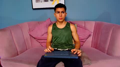 aron_pulse online show from April 2026 02:26:01 PM