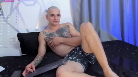 Aron Santoro online show from January 2025 07:32:01 AM