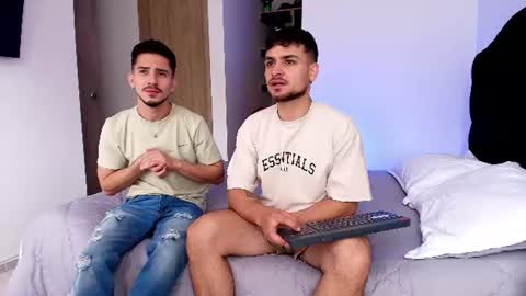 Aron Santoro online show from July 2026 03:16:01 PM