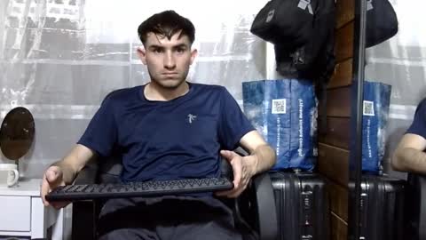 Aron G Franco online show from September 2025 06:51:01 PM