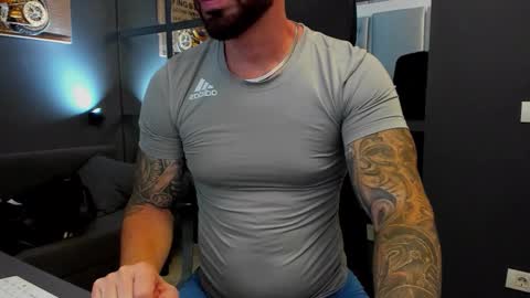 AronGrant online show from September 2025 08:49:01 AM