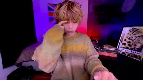 Aaron  online show from July 2026 11:03:02 AM