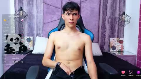 Arontawers online show from May 2026 08:06:02 PM