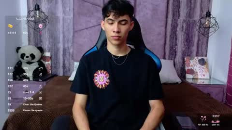 Arontawers online show from June 2026 07:02:02 PM