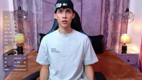 Arontawers online show from July 2026 07:20:02 PM