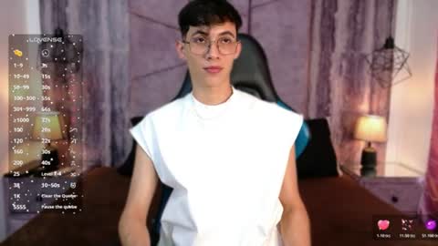 Arontawers online show from July 2026 07:43:02 PM