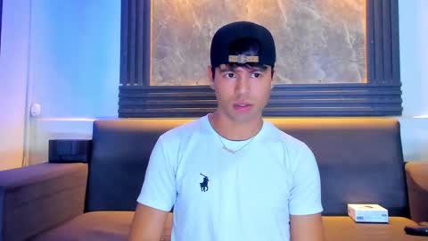 Aroon   online show from January 2026 08:12:01 PM