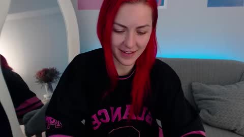 Snapshot of arri_ella chatting on September 2025 01:18:01 AM arri_ella online show from September 2025 01:18:01 AM