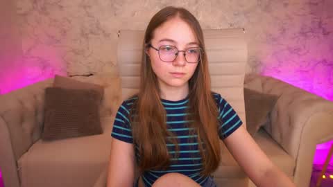 arrinawair online show from May 2026 07:17:01 AM