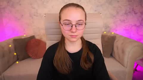 arrinawair online show from June 2026 07:07:01 AM
