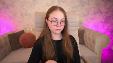 arrinawair online show from June 2026 07:57:02 AM