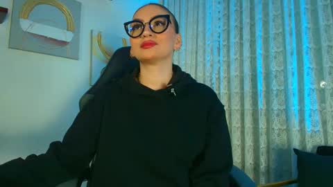 Snapshot of arrkabella chatting on September 2025 08:11:02 PM online show from September 2025 08:11:02 PM