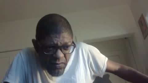 Snapshot of arteblazze chatting on May 2026 12:16:01 AM Arteblazze not daddy boy bitch or nigga online show from May 2026 12:16:01 AM