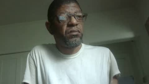 Snapshot of arteblazze chatting on May 2026 12:12:02 PM Arteblazze not daddy boy bitch or nigga online show from May 2026 12:12:02 PM