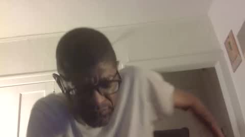 Snapshot of arteblazze chatting on May 2026 02:41:02 AM Arteblazze not daddy boy bitch or nigga online show from May 2026 02:41:02 AM