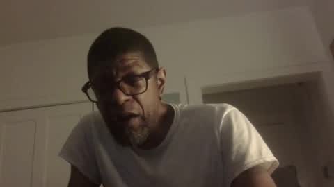 Snapshot of arteblazze chatting on May 2026 01:56:01 AM Arteblazze not daddy boy bitch or nigga online show from May 2026 01:56:01 AM