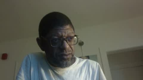 Snapshot of arteblazze chatting on May 2026 10:54:02 AM Arteblazze not daddy boy bitch or nigga online show from May 2026 10:54:02 AM