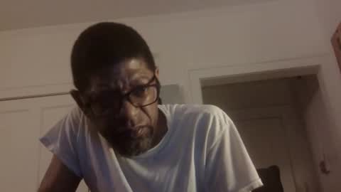 Snapshot of arteblazze chatting on June 2026 02:01:02 AM Arteblazze not daddy boy bitch or nigga online show from June 2026 02:01:02 AM