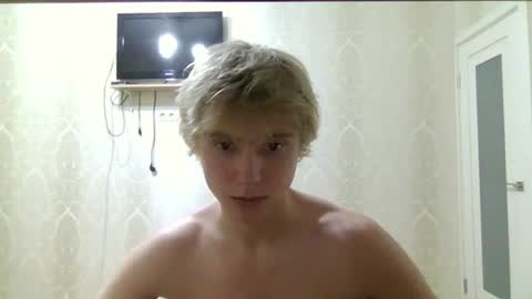 Snapshot of artem228play chatting on June 2026 11:28:01 PM artem228play online show from June 2026 11:28:01 PM