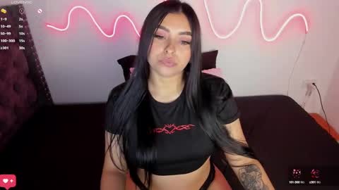 Snapshot of artemisa67_ chatting on December 2024 02:56:02 AM ESTEFANY online show from December 2024 02:56:02 AM