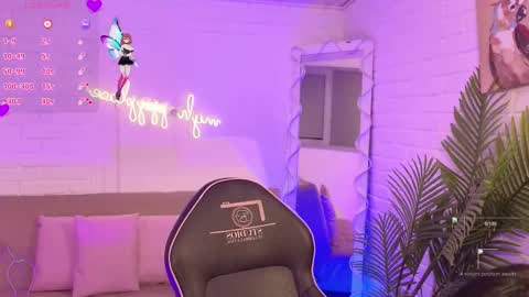 artemiss_tay online show from November 2025 07:25:01 PM